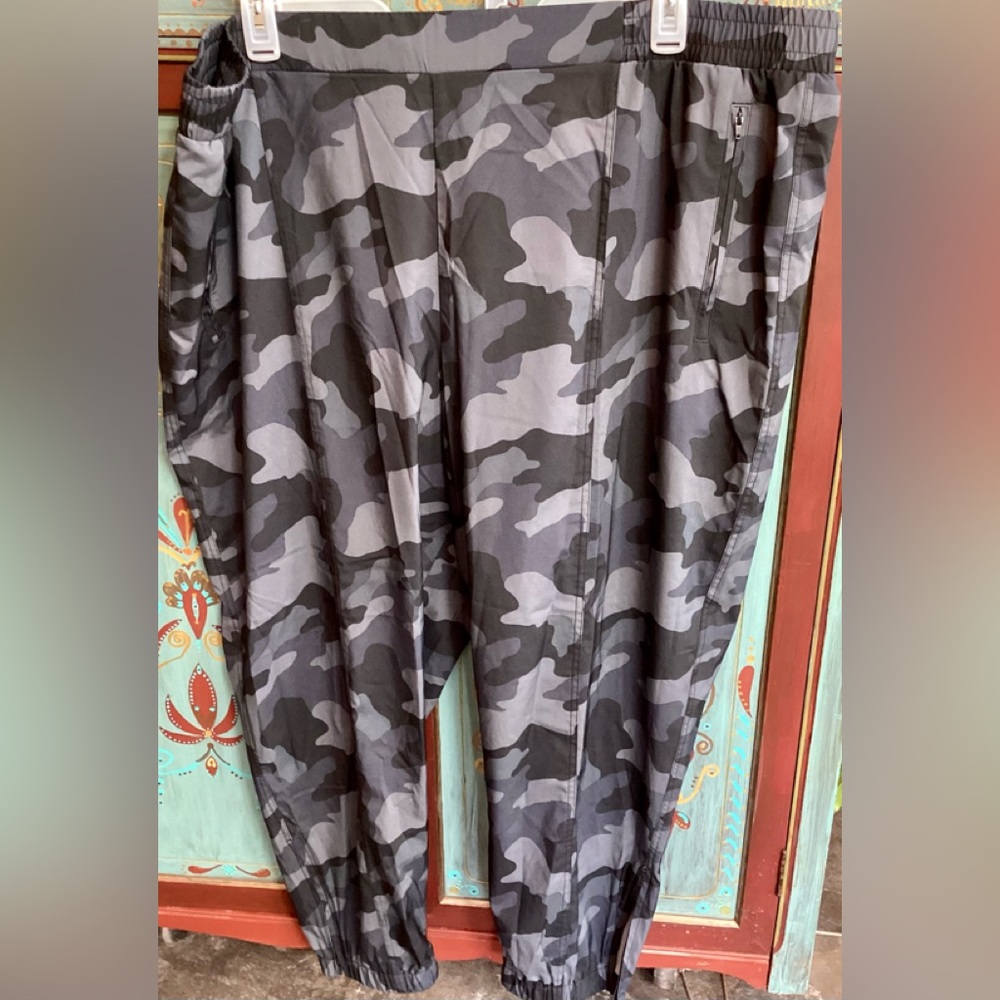 Camo Joggers, 3X